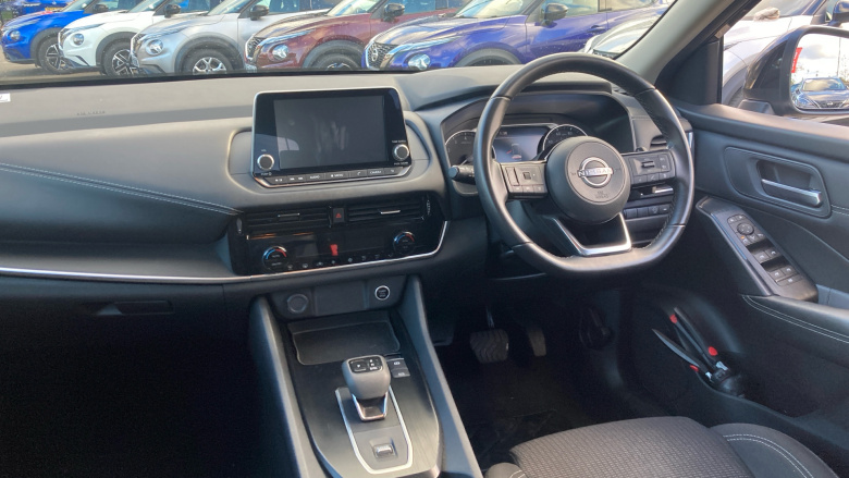 Nissan Qashqai 1.3 DiG-T MH 158 Acenta Premium 5dr Xtronic Petrol Hatchback